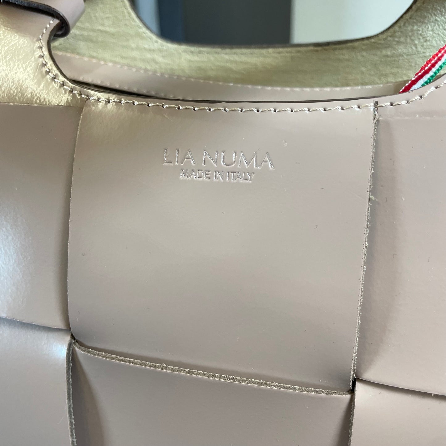 Lia Numa Carryall In Pelle Bag - Nude